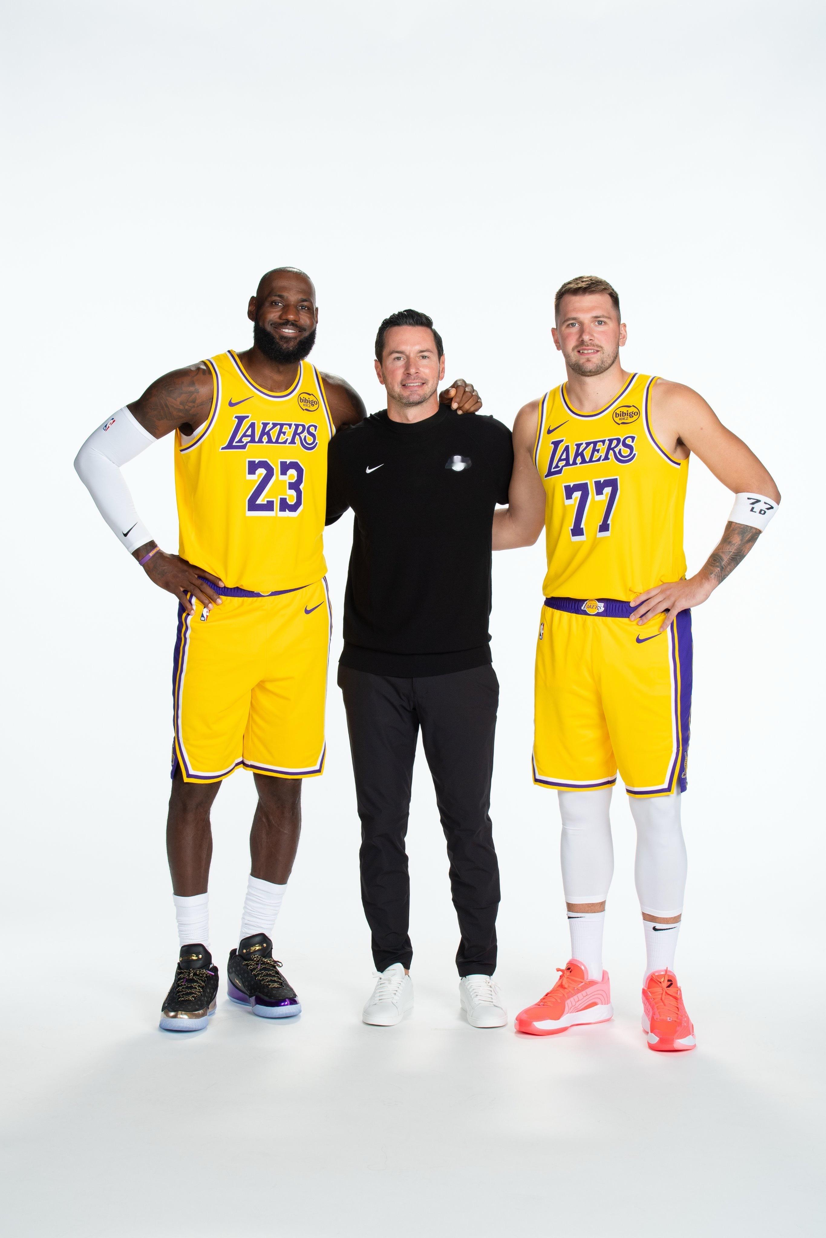 实话实说，雷迪克今天确实认了错，但是提到詹姆斯的言论值得商榷，大家看后面的改变吧