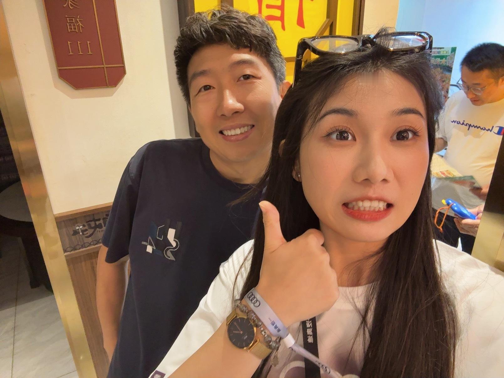 我哥说来长春必须安排这铁锅炖真得劲儿  ​​​