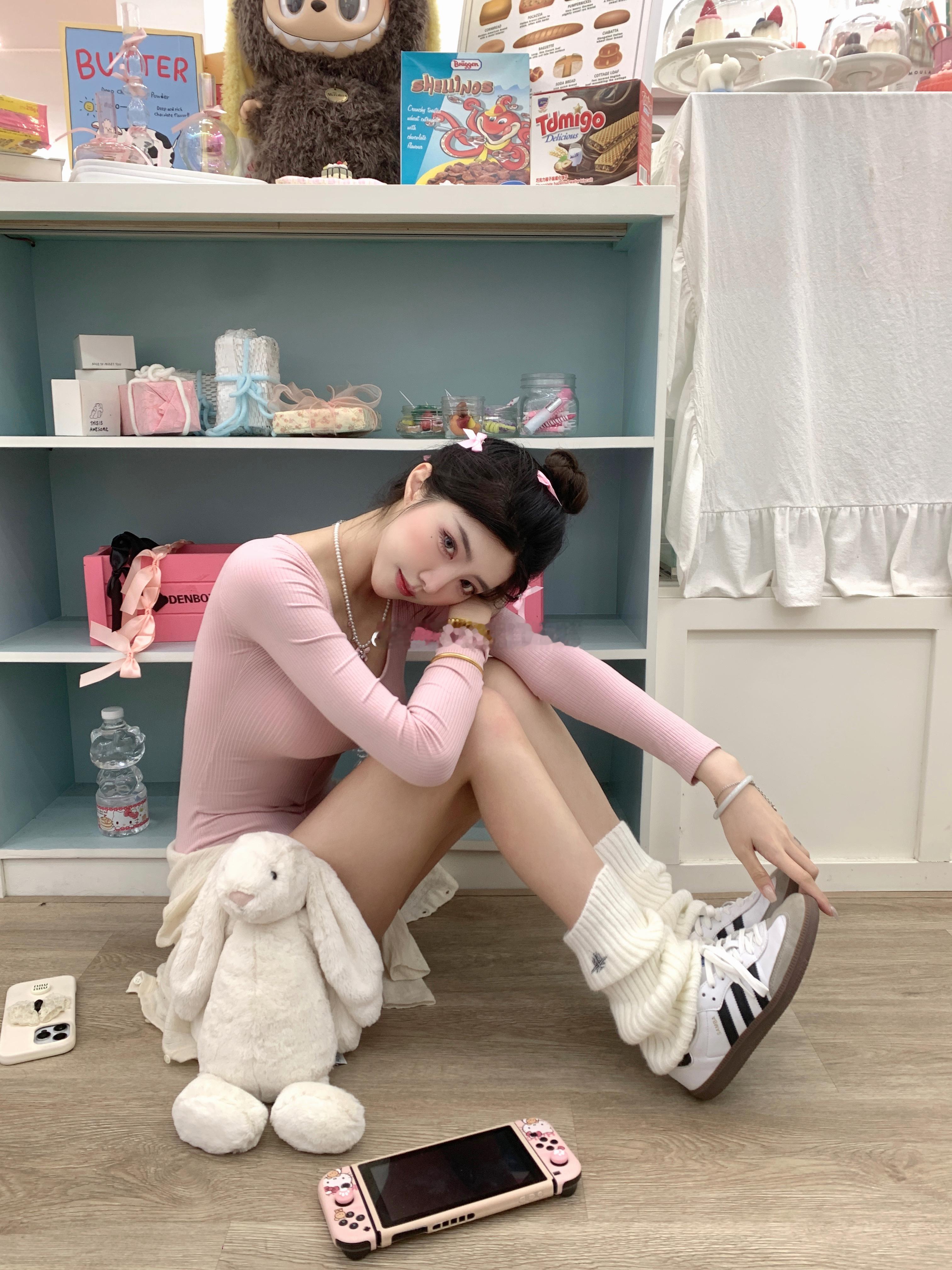 有人要你漂亮 有人要你懂事 可有的人只想要你开心日常分享生活手记  ​​​