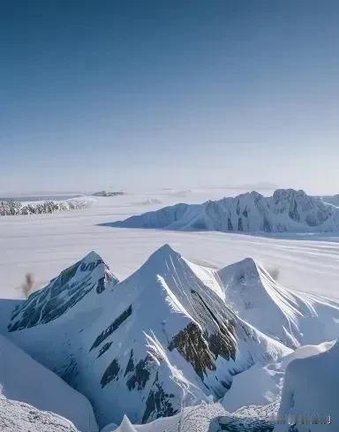 雪山，冰川，白雪皑皑。无论什么时候，我们都应该接受现实，在自己的世界里，独善其身