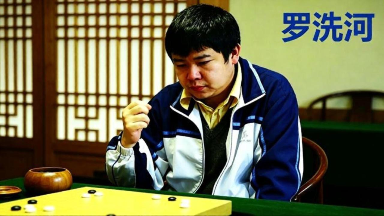李昌镐的“不败墙”，被一个贪玩天才撞穿了
2006年前，李昌镐像一堵墙：马晓春冲