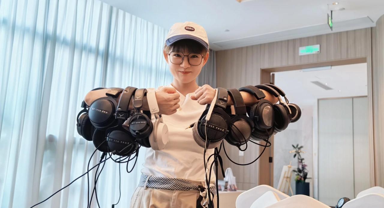 这一手的大耳
请你来听歌呀[机智]
耳机发烧友聚会 hifi HIFI耳机 耳机
