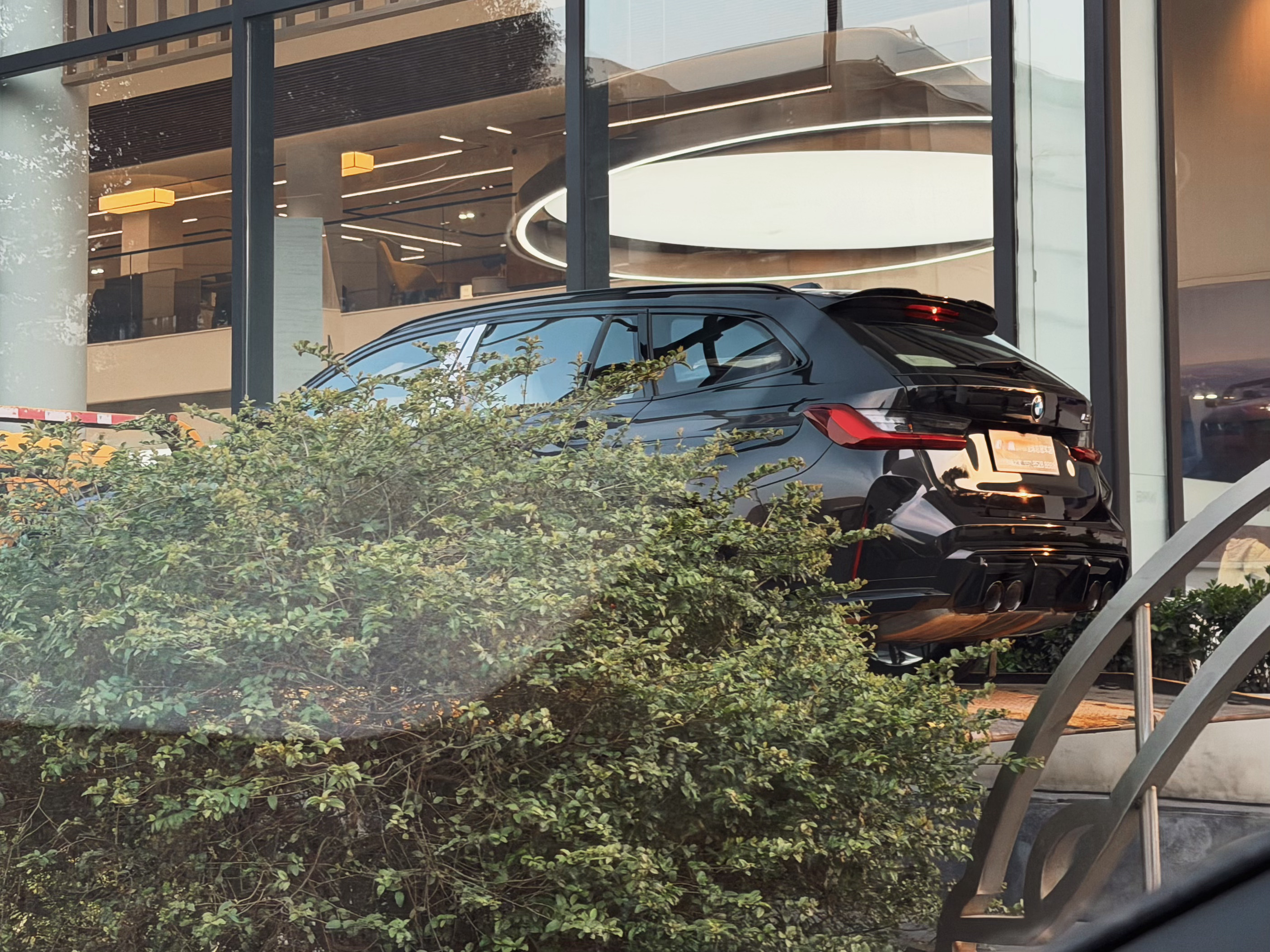 谁的大玩具  M3 Touring 汽场全开