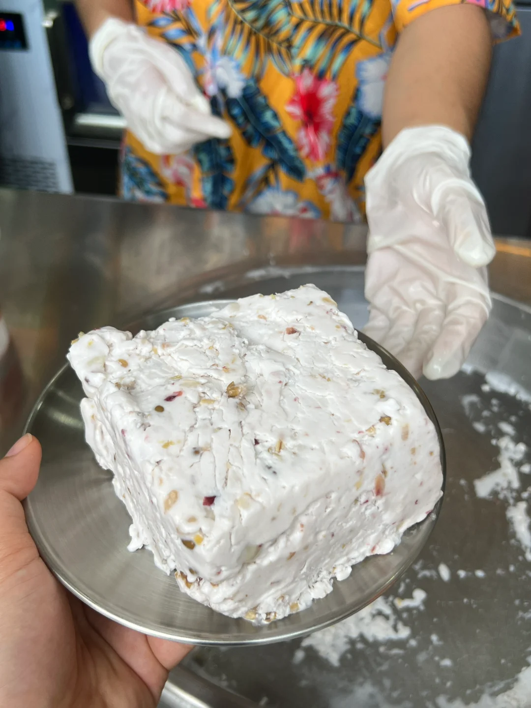 卧槽！！卧槽，！！！万宁也开了… 好好次….