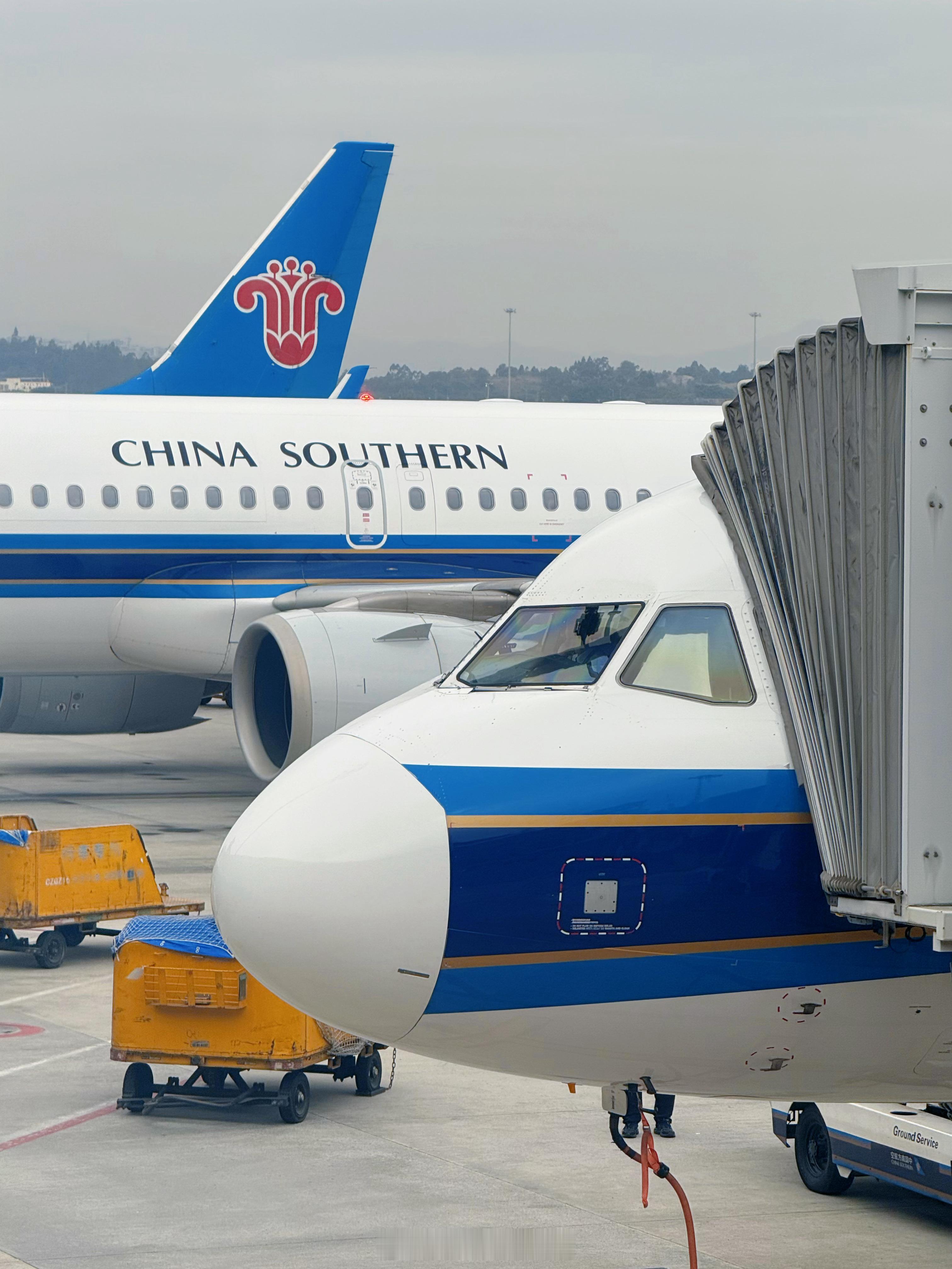 按照冬季惯例，黑河方向🥶我与汽车的日常 广州·广州白云国际机场