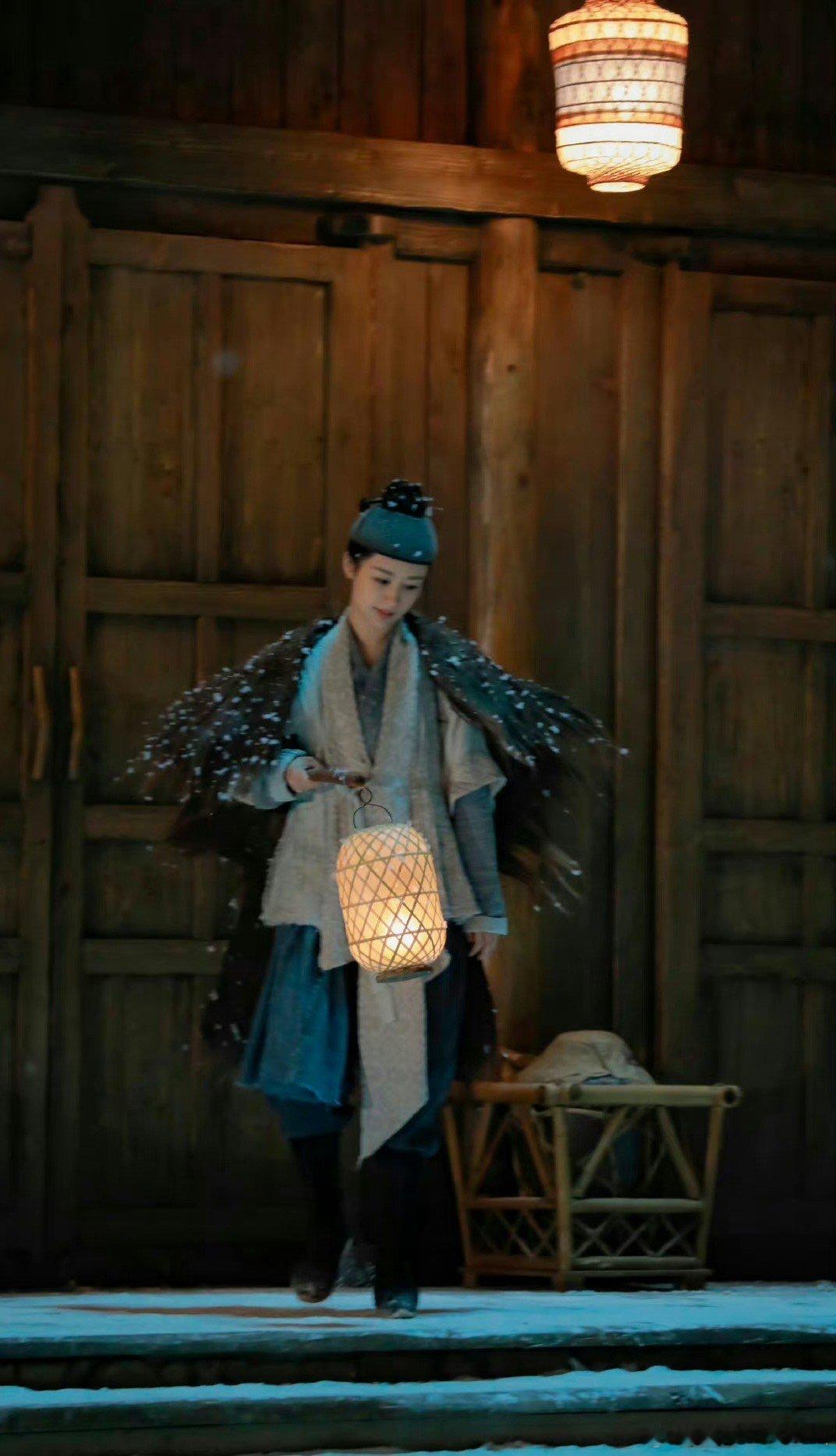 #长相思小夭白发细节#成为了王姬后，感觉小夭一直没怎么真诚的开心过，一直都在等待