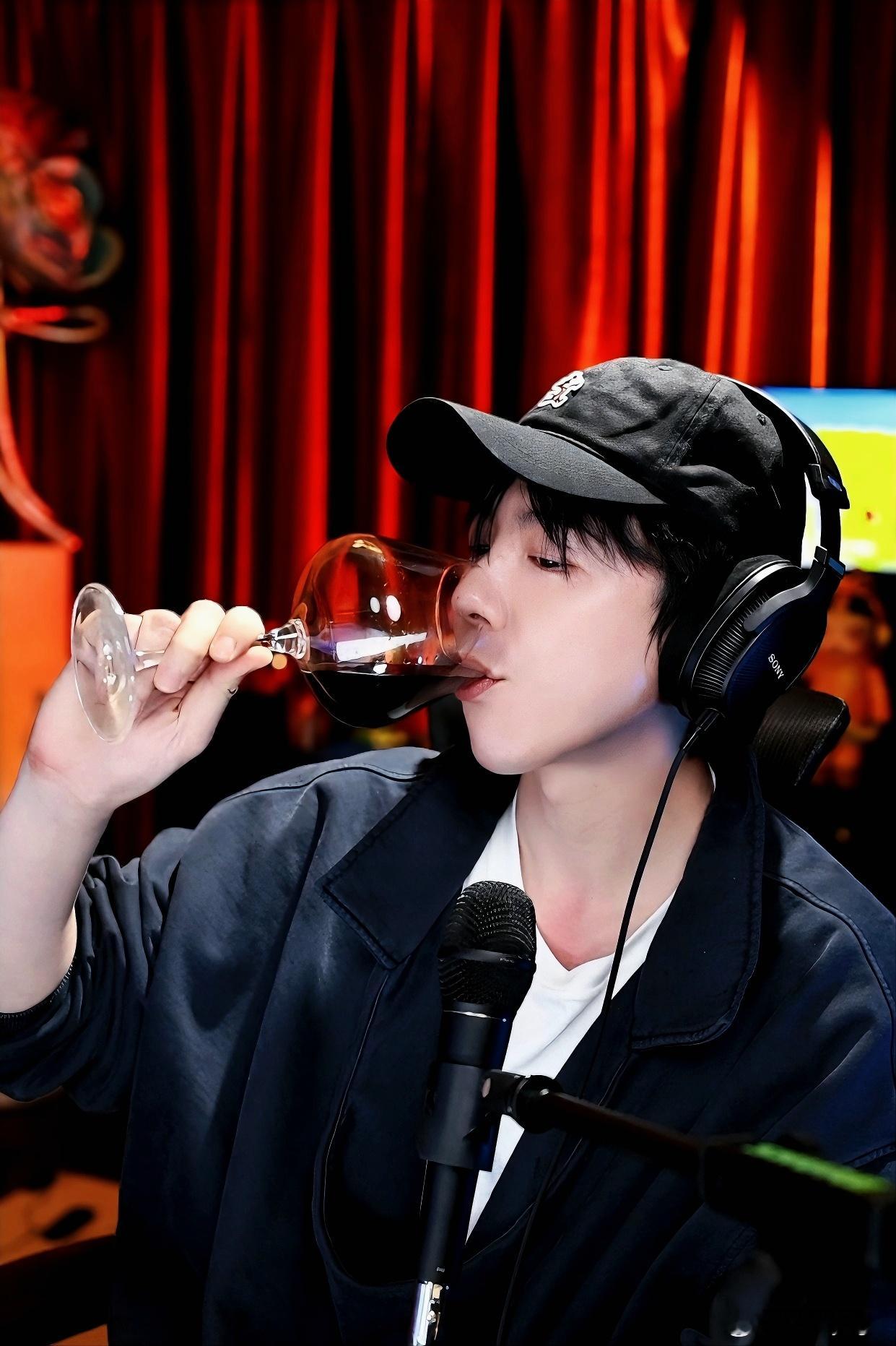 刘宇宁可口可乐品牌代言人｜刘宇宁的2025巡演｜摩登兄弟为宁而来，无糖也甜！和一