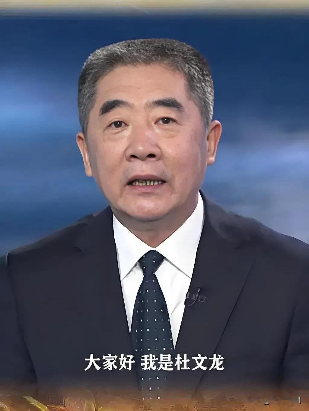 杜文龙专家盛赞乌无人机战术:将改变“全球战争游戏”！令人刮目相看。

他还盛赞乌