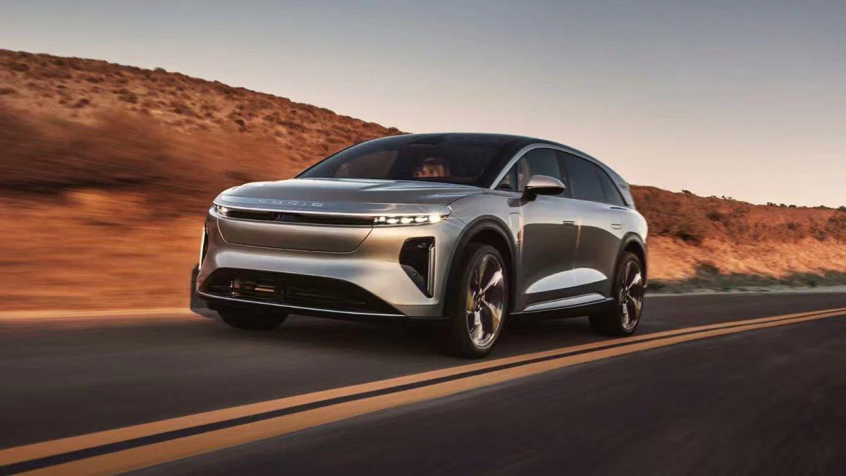 Lucid Gravity 

7座纯电SUV，国外整体的汽车水平就这样了，费拉