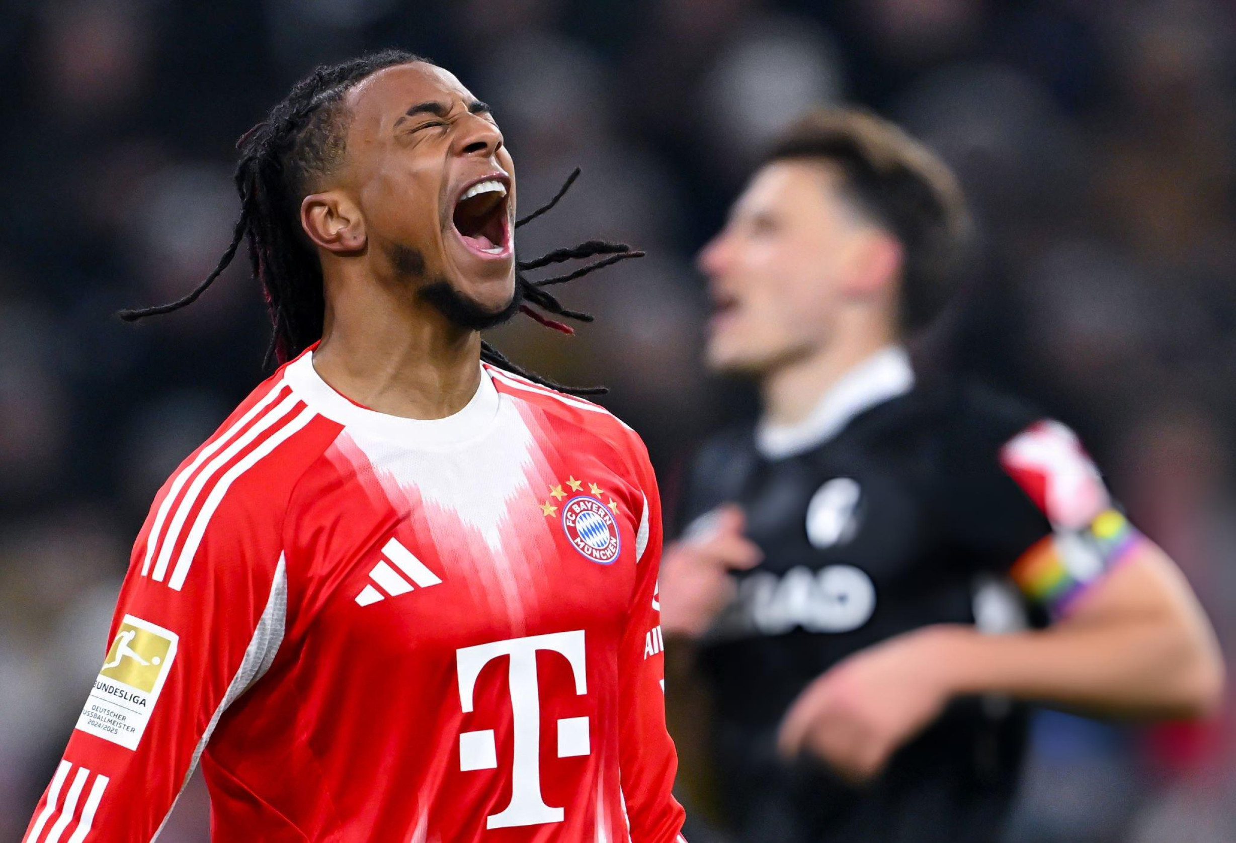 【Squawka】23岁零345天的迈克尔·奥利塞是拜仁队史上最年轻的在德甲单场