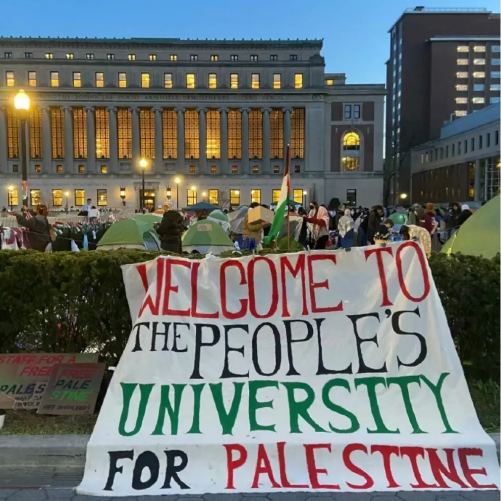 美国学潮继续，今天的哥伦比亚大学，欢迎来到人民大学纽约校区 ​​​