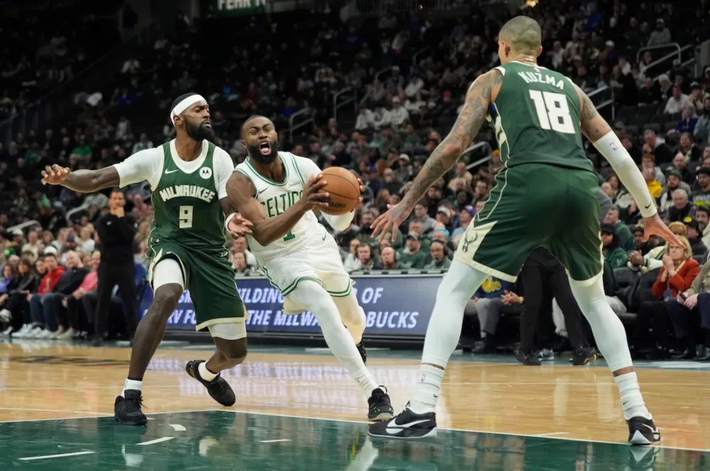 NBA常规赛3月3日将进行4场比赛快船客场背靠背挑战勇士，库里持续缺阵，加兰迎转