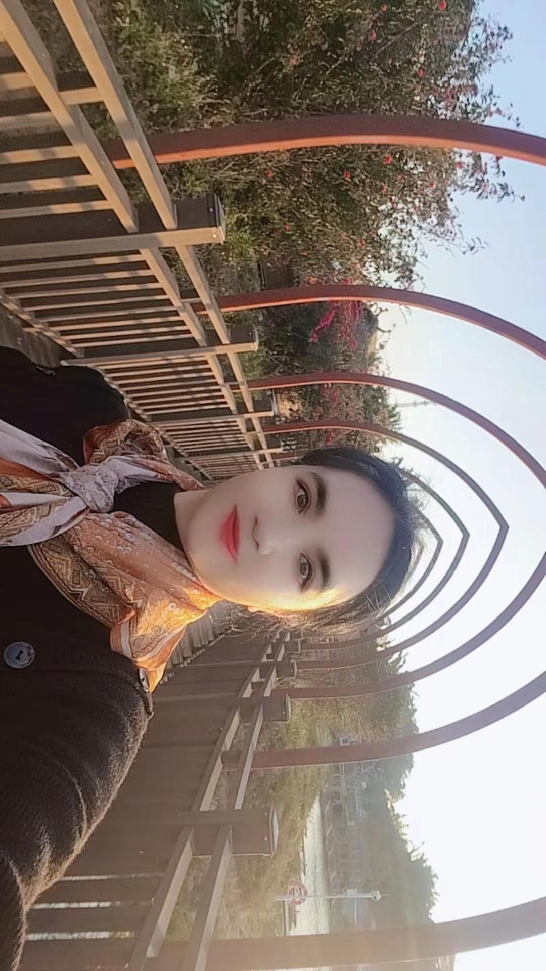 今天是情人节说