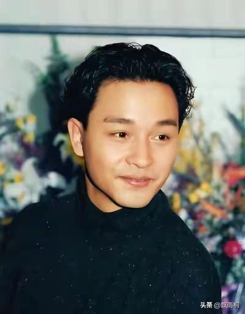 最牛逼的十首粤语歌！排名分先后！
10，《一生何求》
潘伟源作词、王文清作曲，陈