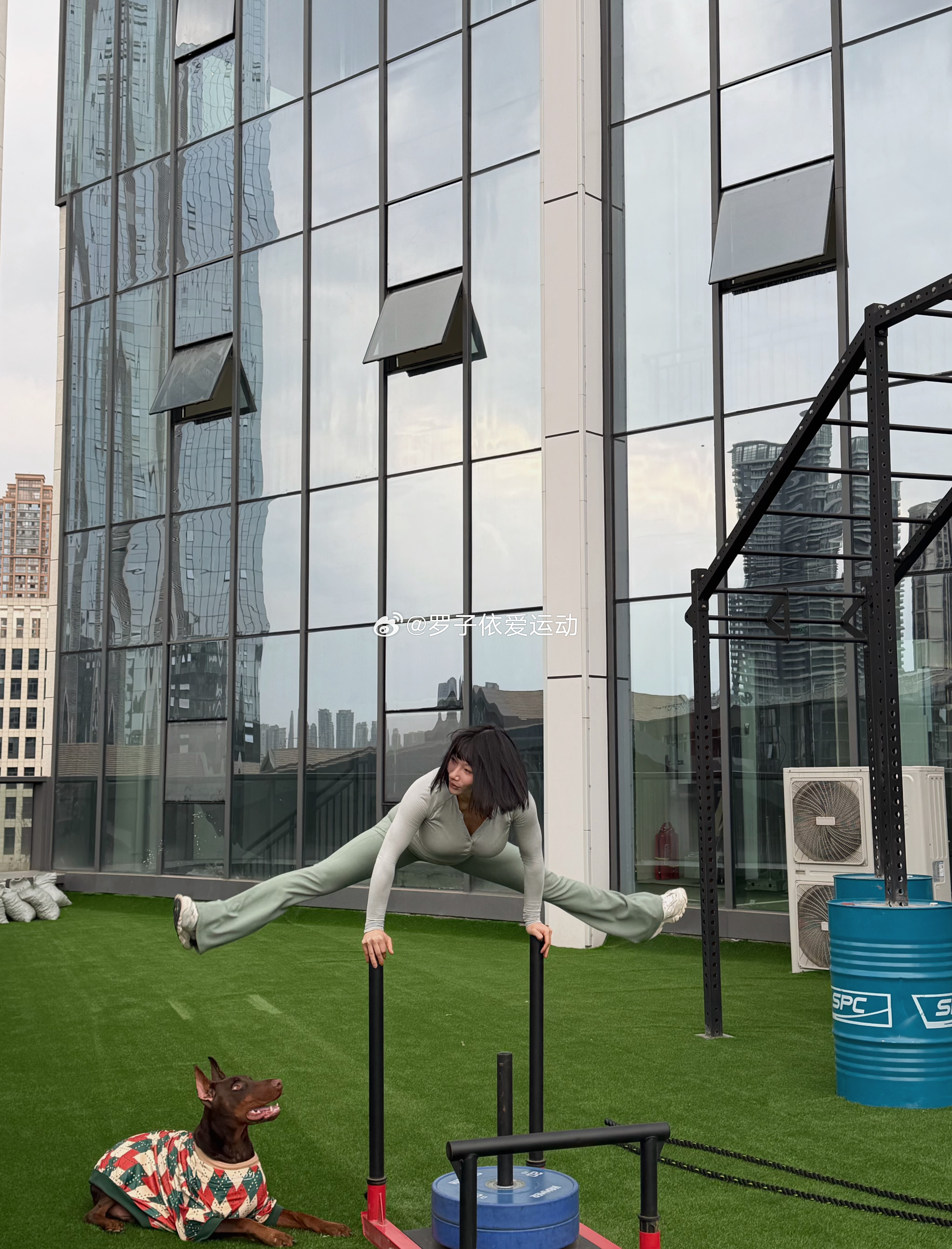 爱是常常觉得亏欠 