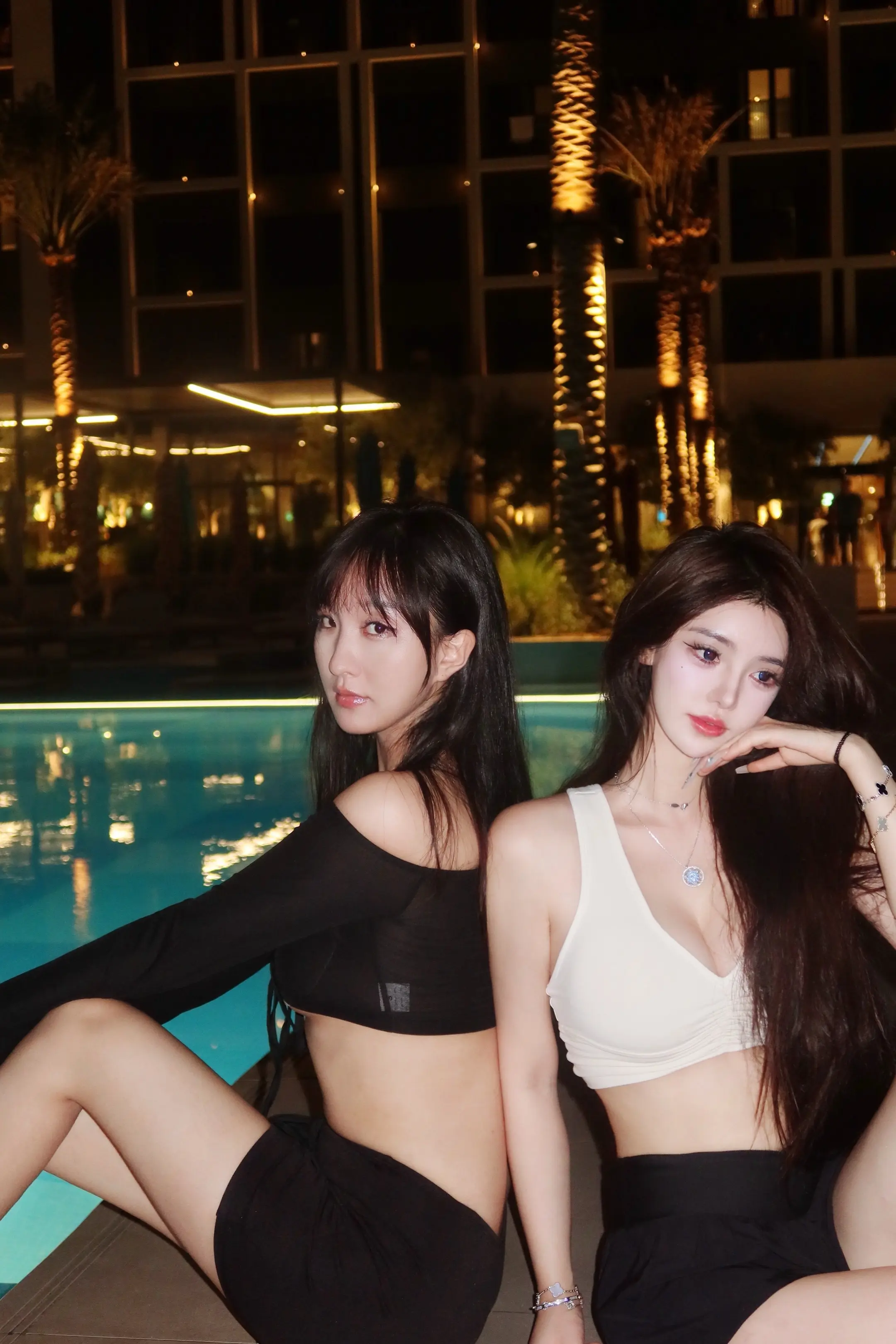 诋毁一个女孩太容易了，只要说她不正经，然后添油加醋编造她的私生活，如果...