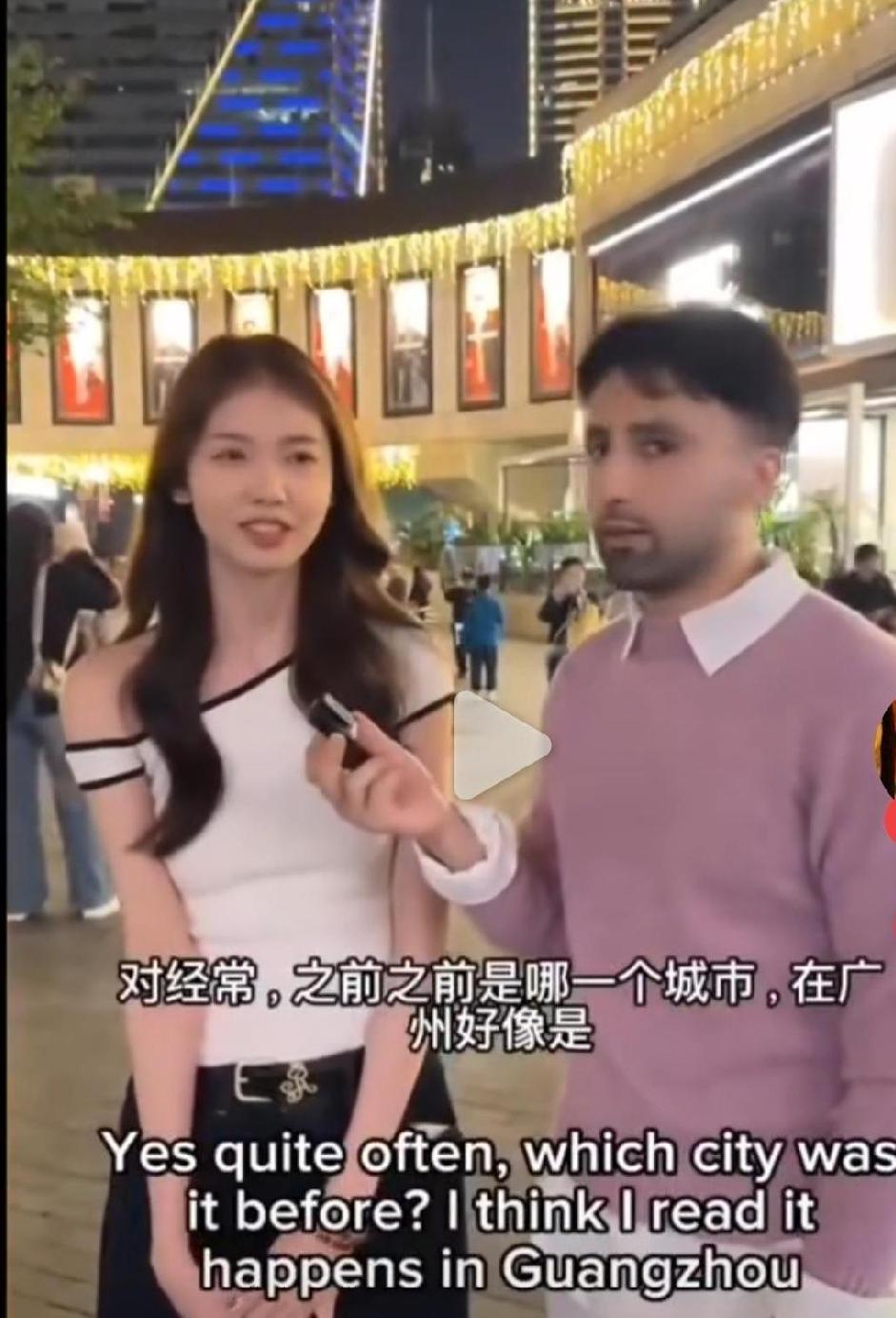 啪啪打脸！一个印度人街头采访中国女生，问他对印度人感觉如何？
​​女生：印度人来