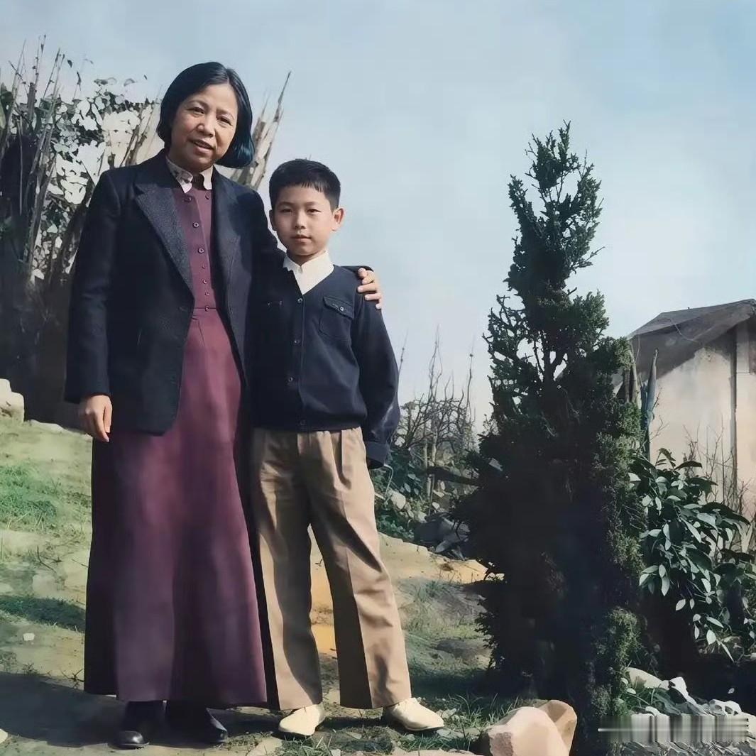 地点？年代？人物？
能说对的人一定对党史有研究