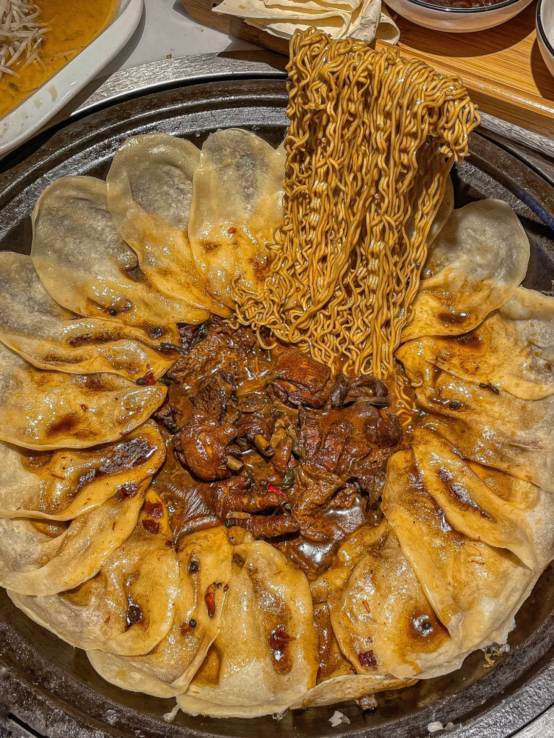 深圳也有超好吃的地锅鸡了‼️贴饼子贼香！