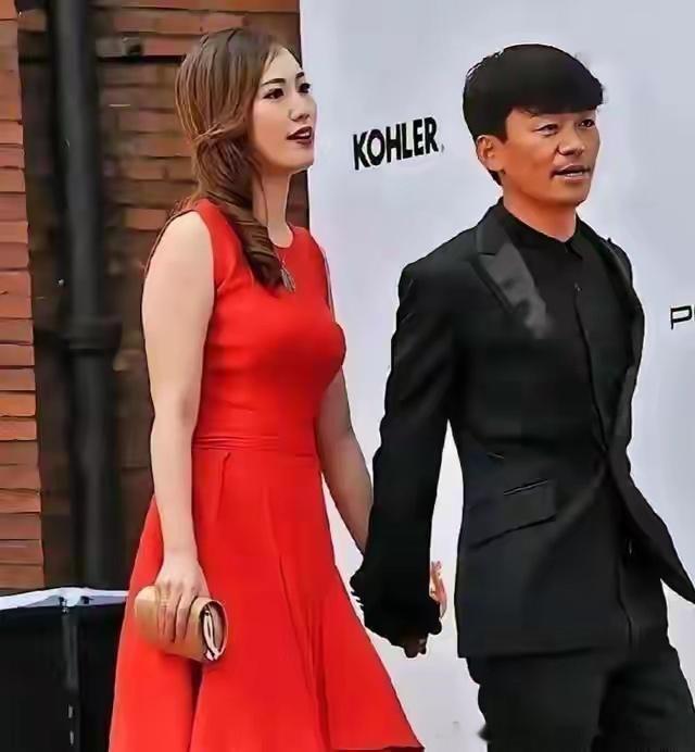 全网整整错骂了马蓉八年，大家都以为她蠢毁婚姻，其实她比谁都清醒冷血 