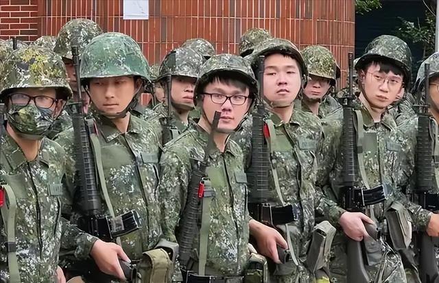 台湾地区统一过程中会不会有台湾地区部队起义？说实话， 台湾省 目前 20 多万部