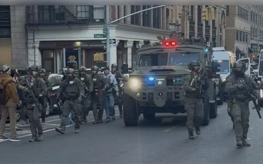 眼看着国土安全部拨款法案连续五次被民主党否决，特朗普彻底怒了，不仅发动党内人员否