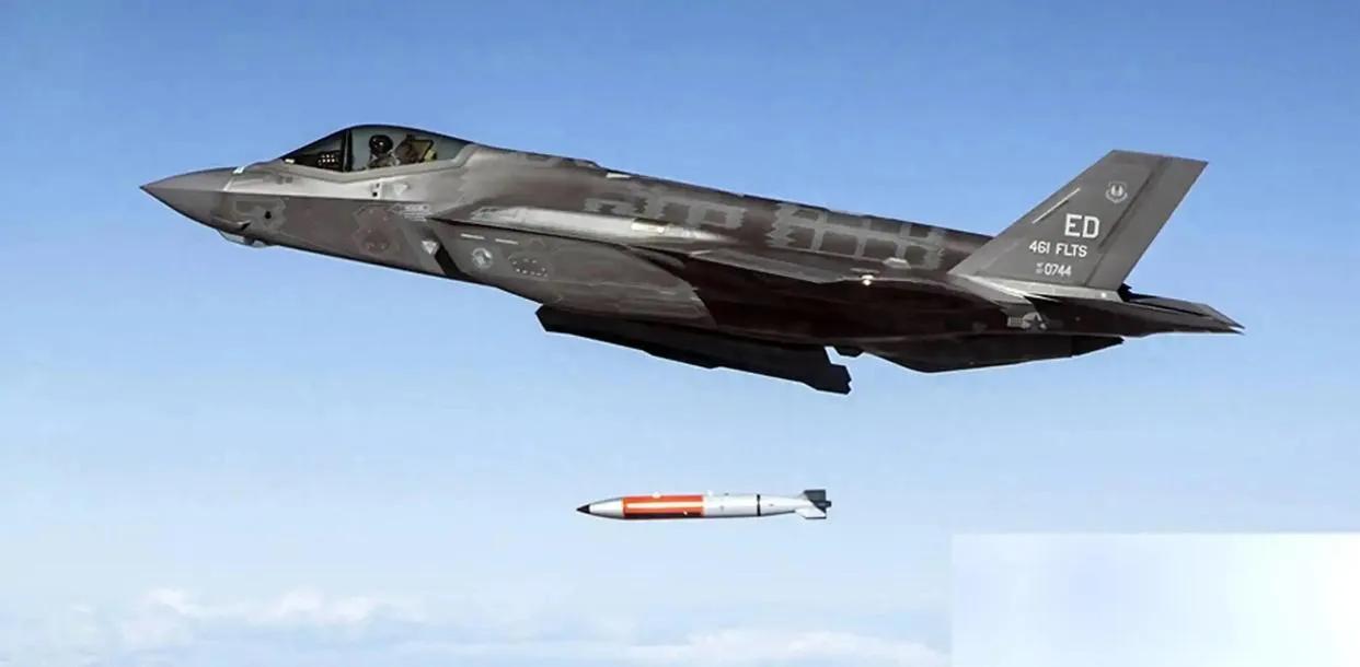 这是真正的三战威胁，美军F-35A战机具备空射G61-16战术核弹的能力，并且，