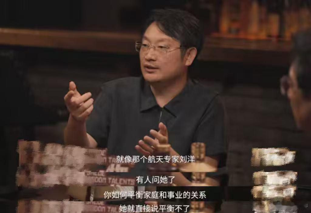 第一次当妈妈的真实感受自从当了妈妈，软肋和铠甲便同时拥有。以前只顾自己开心，如今
