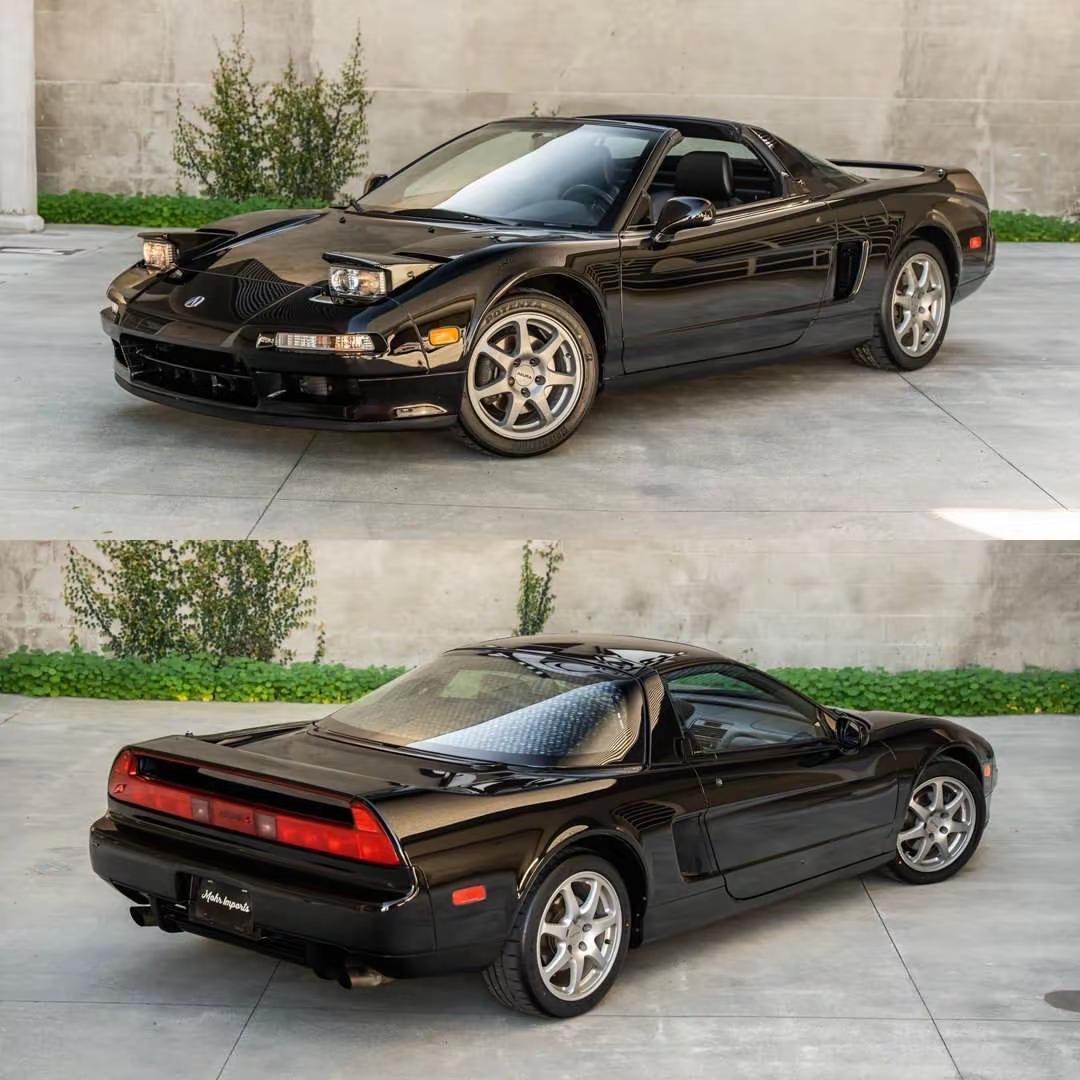 1995年推出的 NSX-T，将原本以“日常可用的超跑”著称的 NSX 变为开放