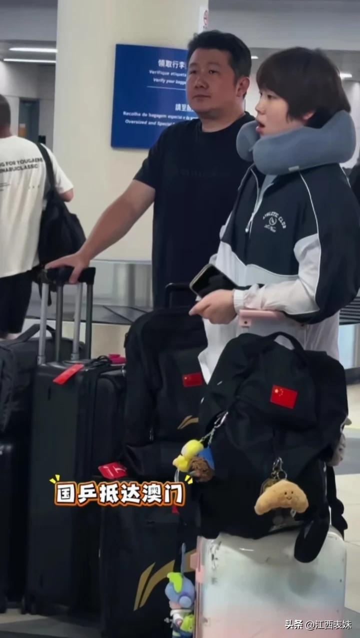 国乒抵达澳门的队伍中，没有看到王皓的身影，看样子国乒是放弃澳门冠军赛了！

很明