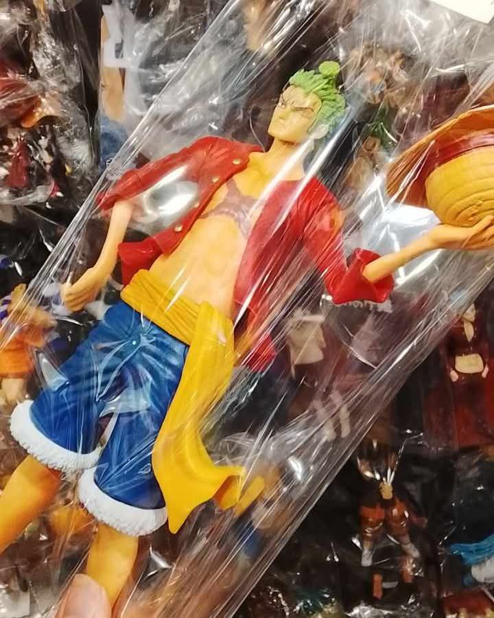 海贼王 海贼王 大家好，我是蒙奇·D·索隆，是要当剑豪王的男人！ 