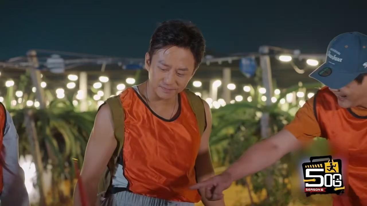 陈赫说AI没办法替代综艺AI代替不了邓超哈哈哈哈哈鹿晗不允许邓超自己丑 邓超的综