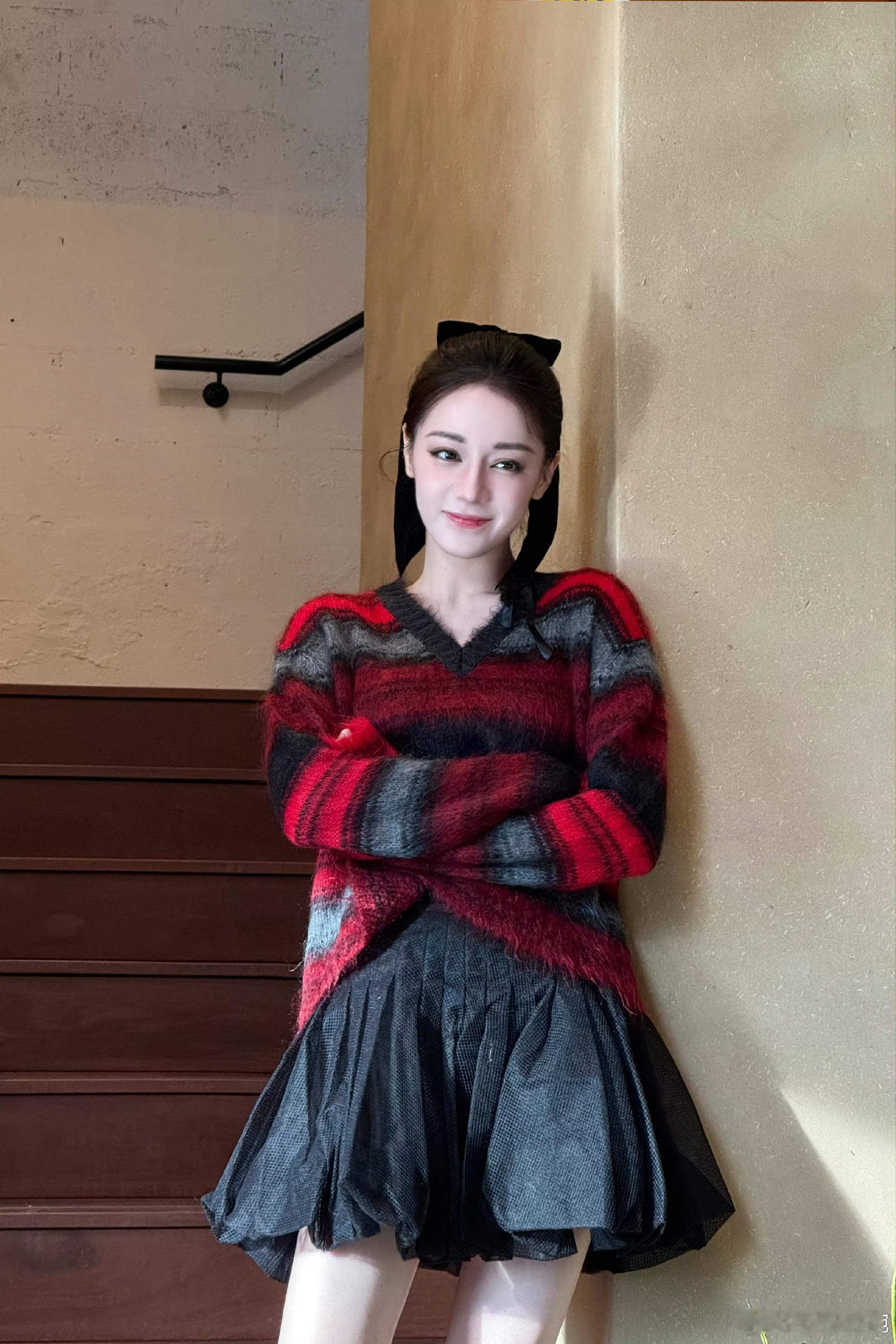 #迪丽热巴条纹毛衣搭花苞裙#可爱鼠了！！！！！！！！！！让我咬一口🍑 ​​​