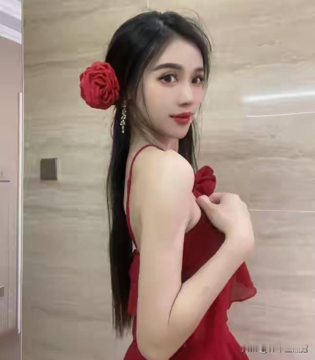 江西街头热议：30如狼40如虎，中年女性欲望觉醒背后，是千万女性不敢说的生命真相