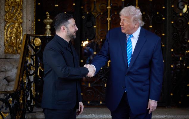 谈判结束，泽连斯基确认被卖。
当地时间12月28日，泽连斯基和特朗普进行第三次见