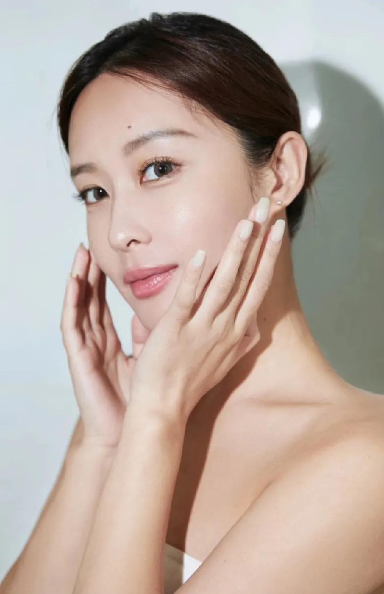 不是井里没有水，而是你挖的不够深……
就像挖井，三两下没见水就换地方，这辈子都喝
