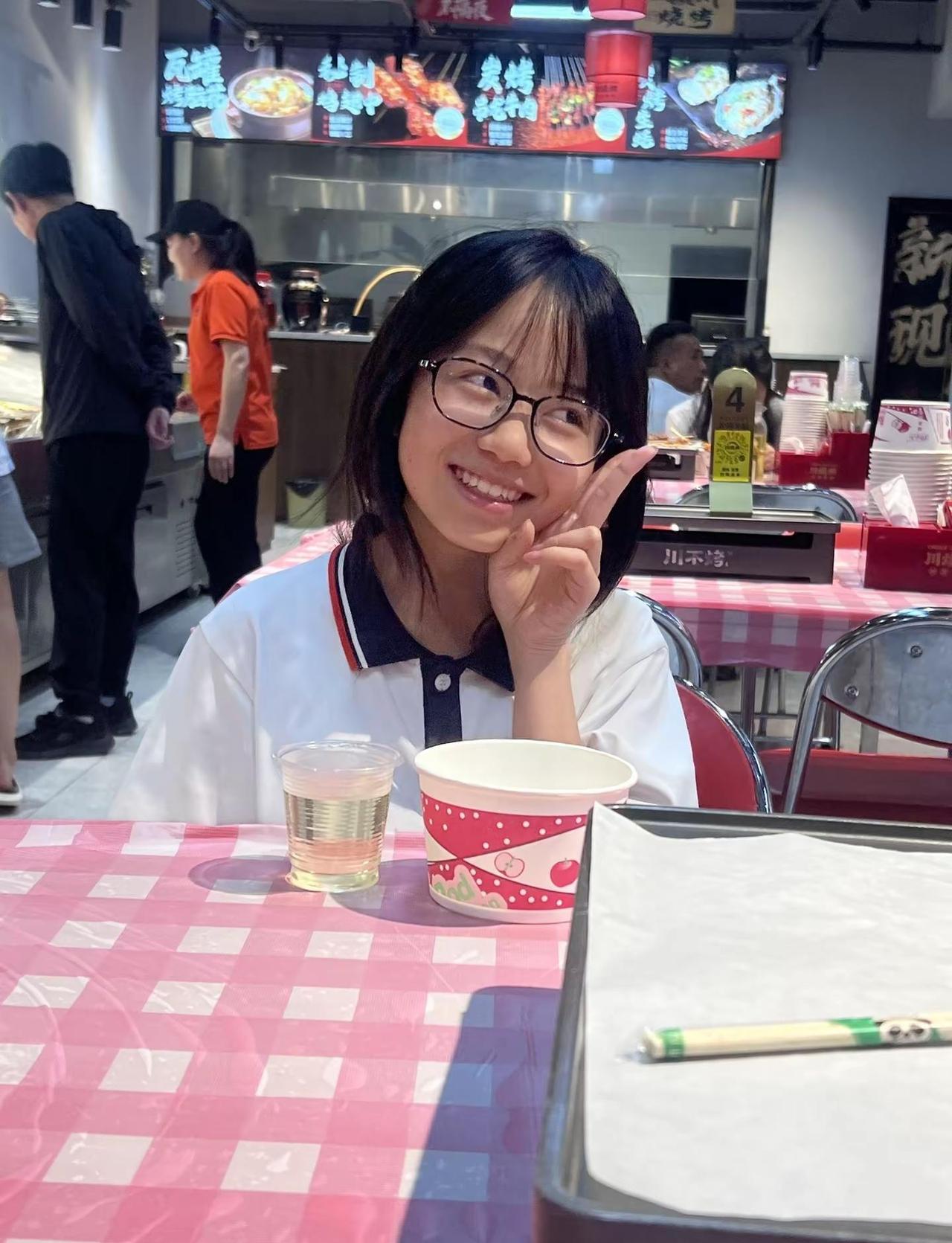 突然感觉好不容易，没有把她养的很好，但是确实也是尽力了，希望我的女孩幸运之神眷顾