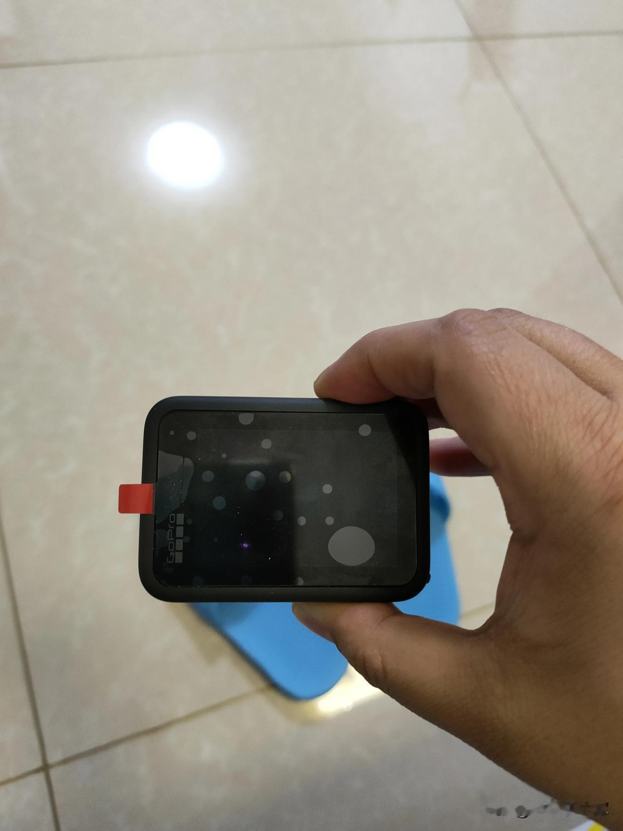 为什么我买个运动相机，这么不顺利呢，先是少配件，在之后就是升级不了，现在根本用不