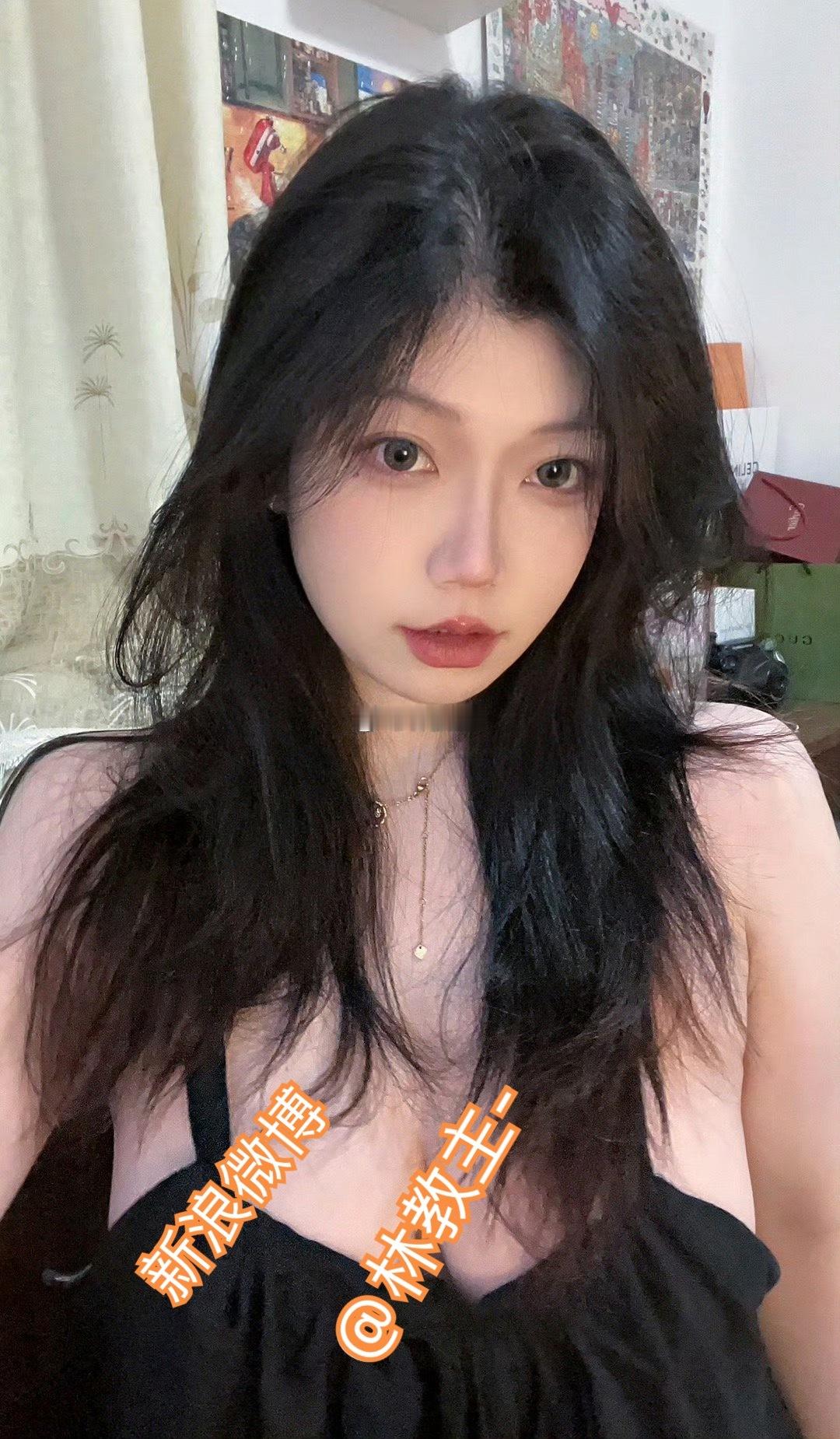 已经到了出一趟门回家要睡两天的年纪了。。。。我刚刚想起床下楼做点吃的 才爬起来脚