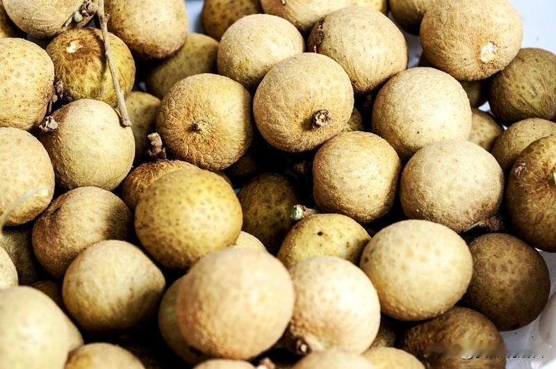 很多人真没意识到气血补不回来。现在年轻人总喊累、脸色黄、手脚凉，一查是气血不足。