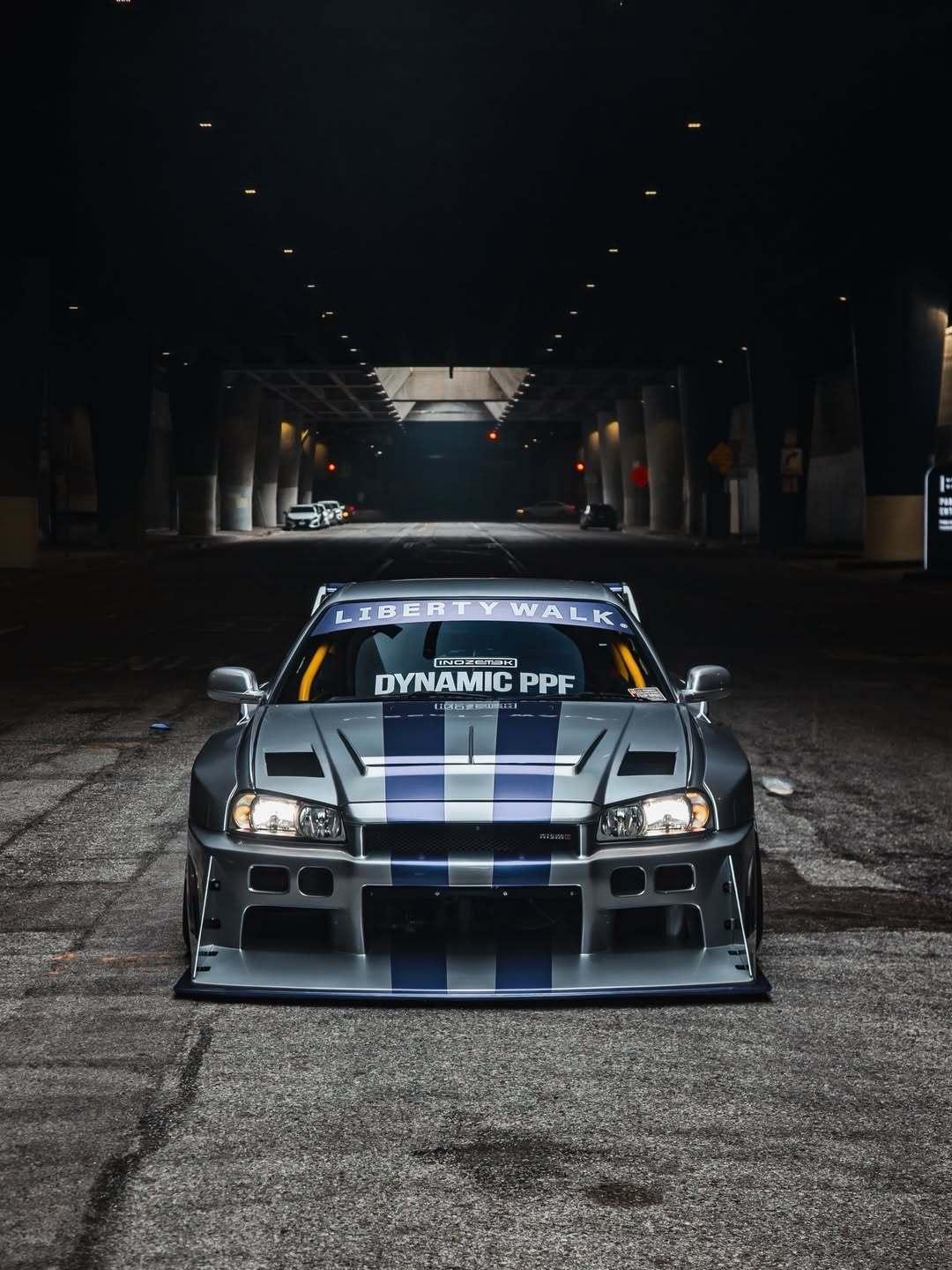 LB-ER34 Super Silhouette SKYLINE
LB-Silh