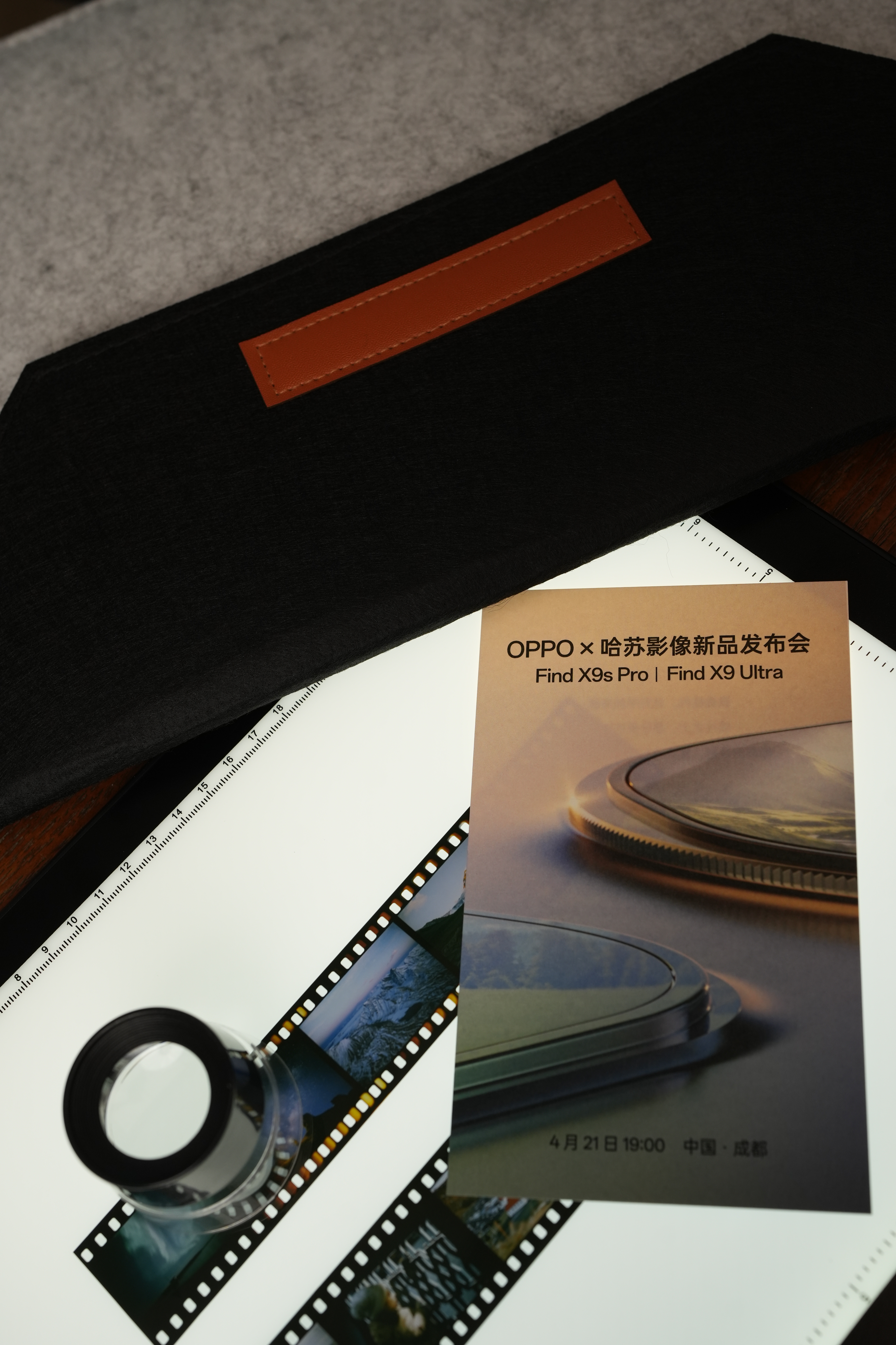 OPPO × 哈苏影像新品发布会的邀请函收到了，邀请函里是两段X9 Ultra拍