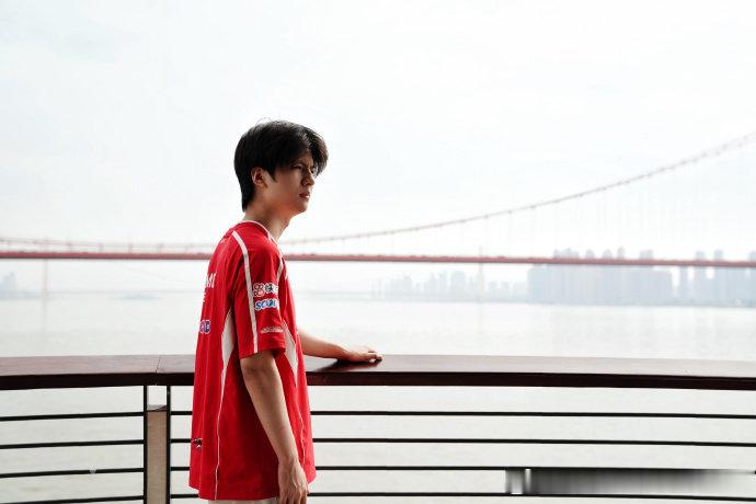 ：长江岸畔的追梦少年📷2026LPL第二赛段teamwe