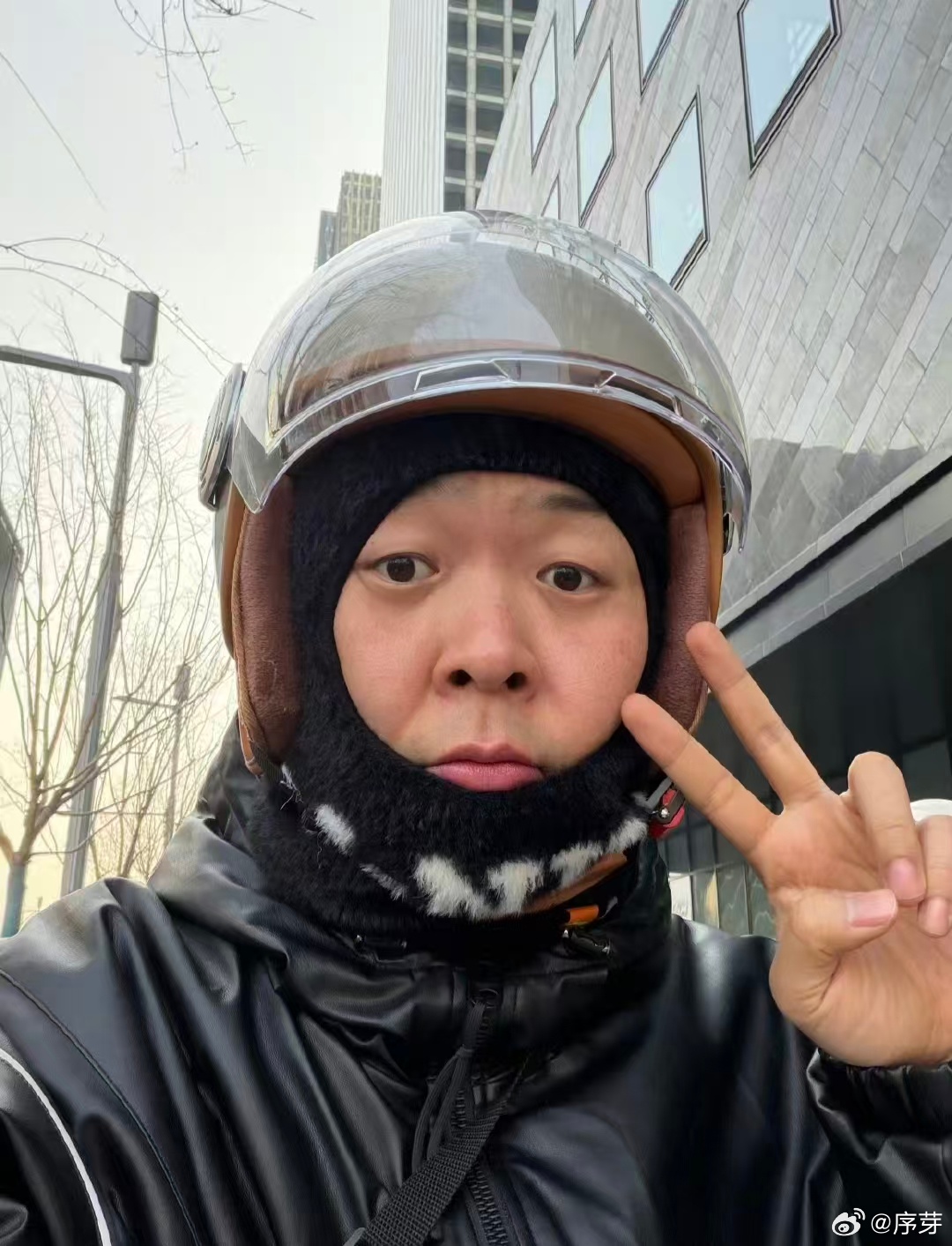 杜海涛为了省钱不开暖气 原来明星省钱也这么狠，杜海涛冬天硬扛不开暖气，吴昕直接吐