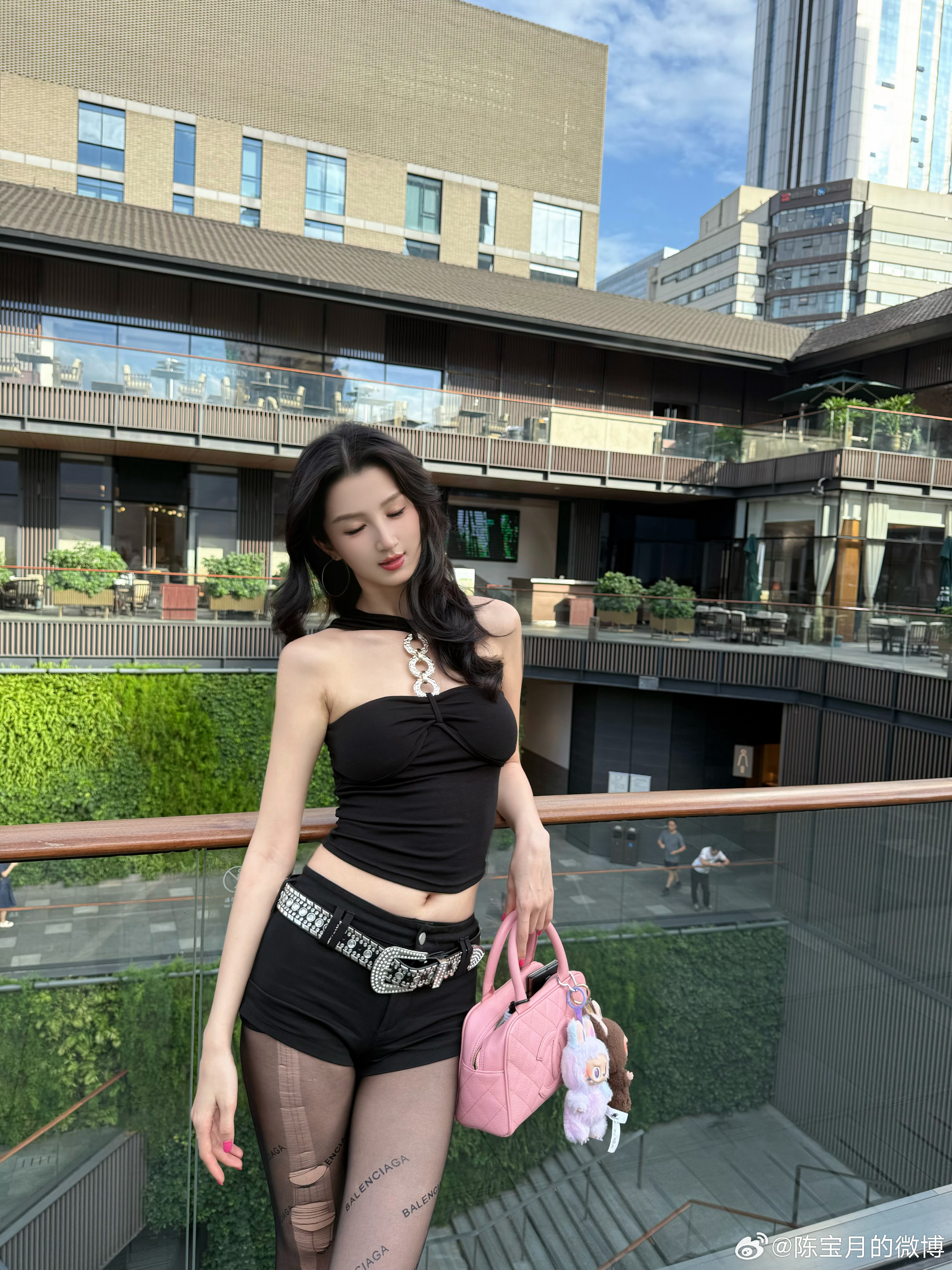 宝月女士 早起p个图[太阳]陈宝月超模  ​​​