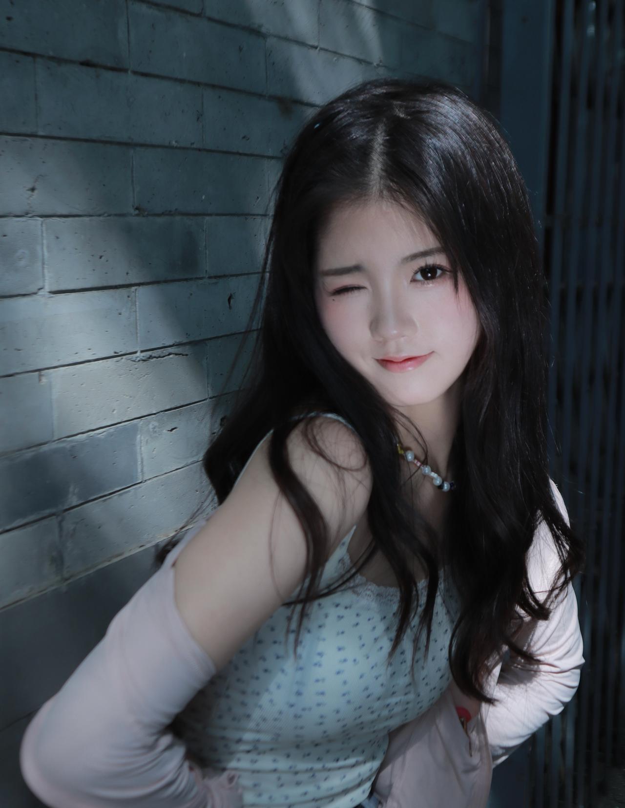 别眨眼，会错过我的可爱暴击[心][心][心]