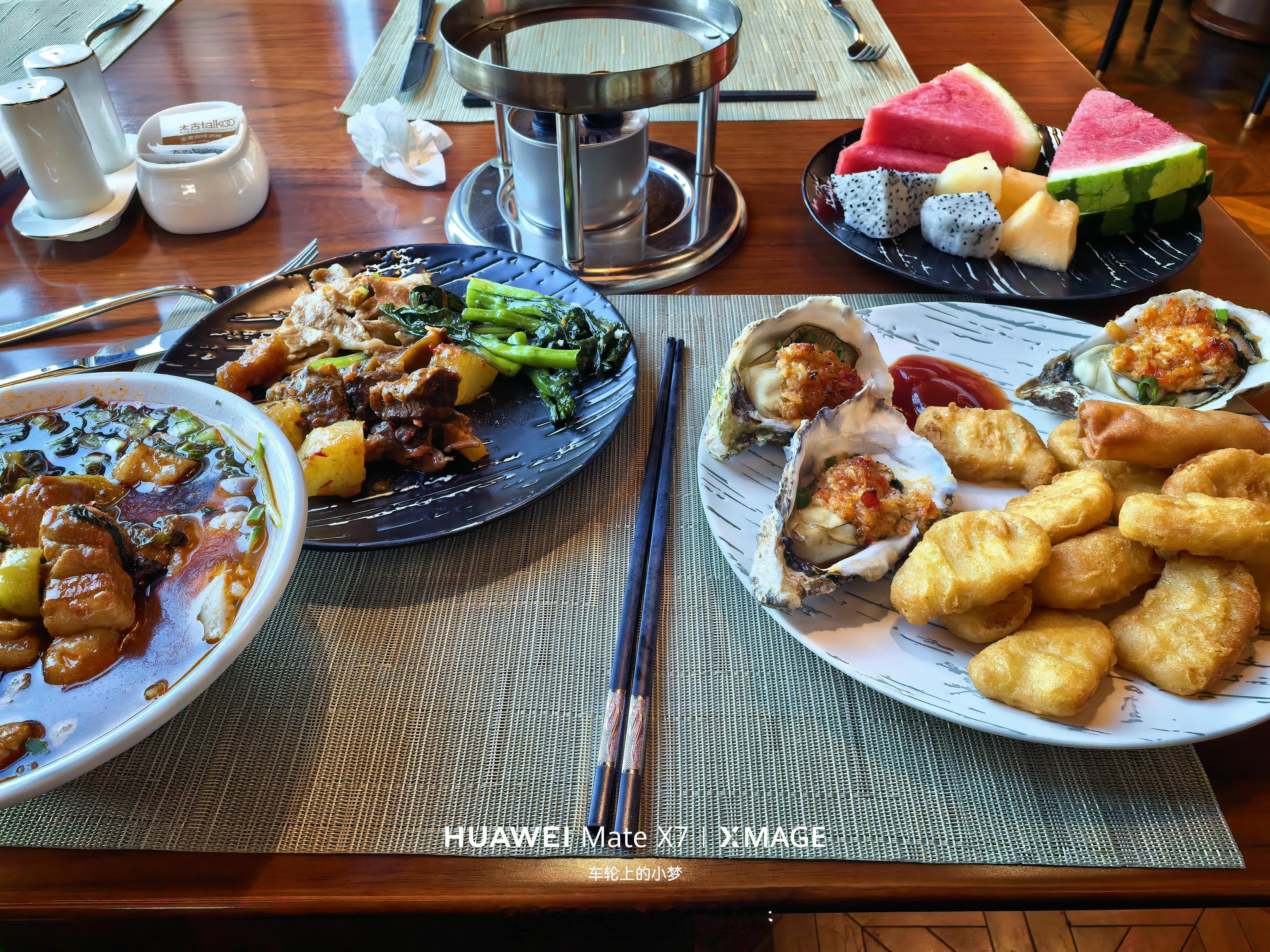 简单吃点吧，以前来这边总感觉这边口味太淡，这次没想到竟如此给力！大赞👍🏻小梦