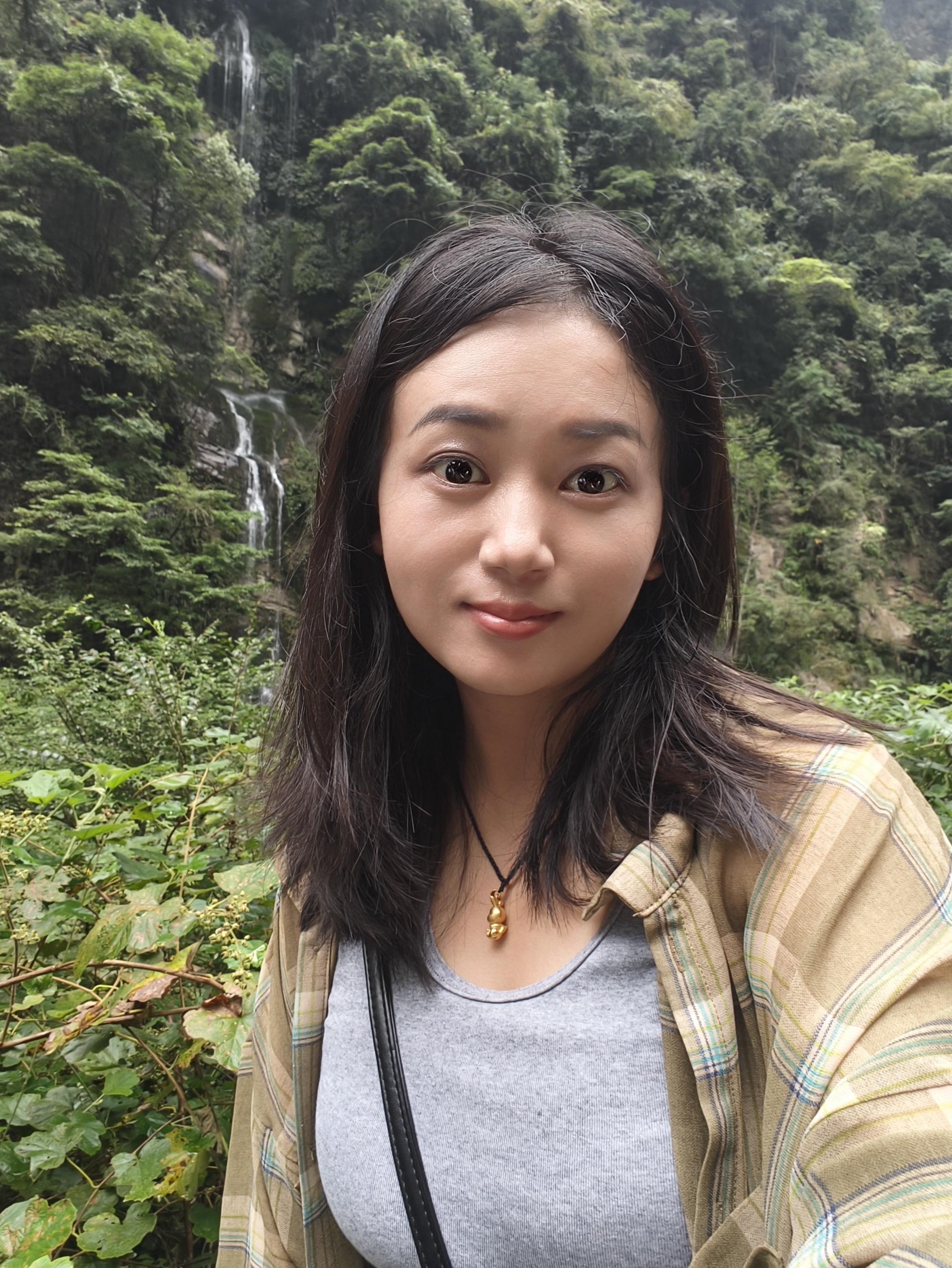 过了这个秋，今年又过完了，你看，时间等过谁