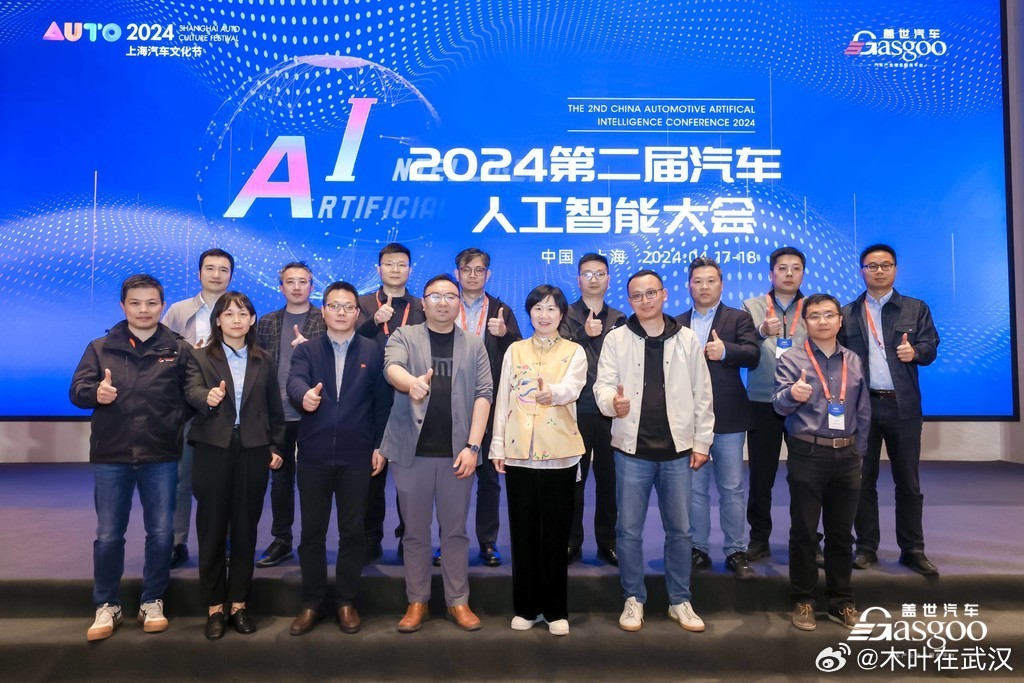 魅族前高管质疑苹果搞不懂AI苹果在AI上的迟缓，确实让人疑惑。从Siri到App