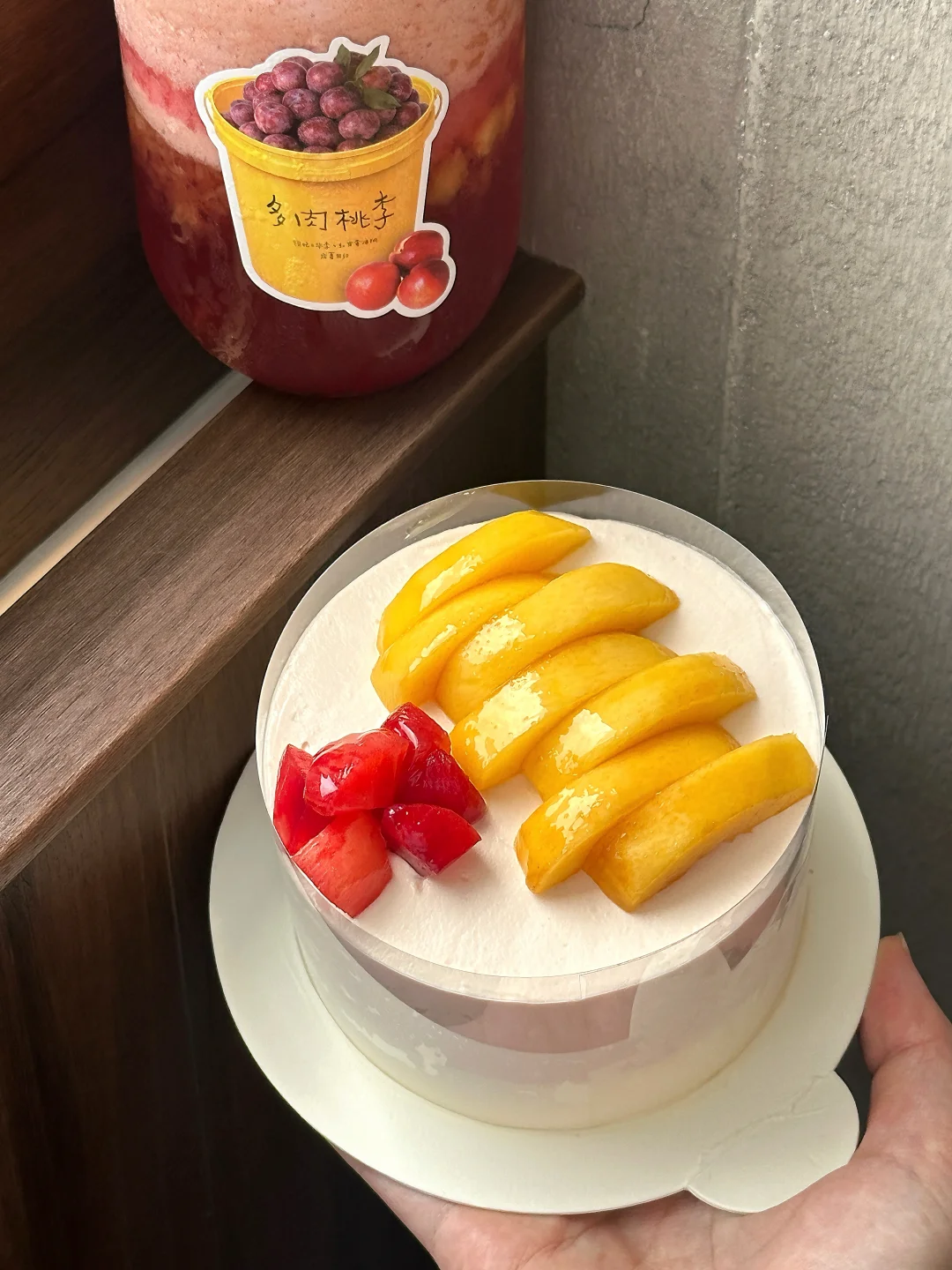 「恋桃族」夏季本命蛋糕是喜茶新品